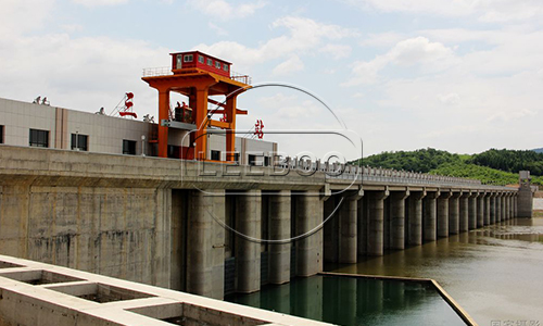 遼寧丹東市三灣電站項(xiàng)目現(xiàn)場(chǎng)